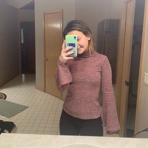 Loose Sleeved Knit Turtleneck